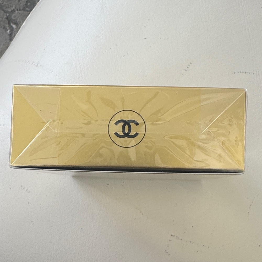 CHANEL Sublimage Le Soin Perfecteur - sealed in package paid $290- - Picture 4 of 6